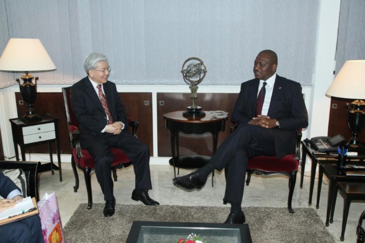 Ministère d`Etat, ministère de l`Intérieur: Hamed Bakayoko a reçu l`ambassadeur de Corée, SEM Surh Sung-Yol